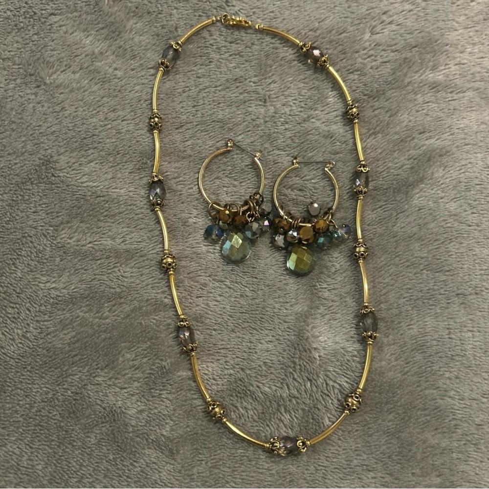 Elegant Gold and Blue Jewelry Set